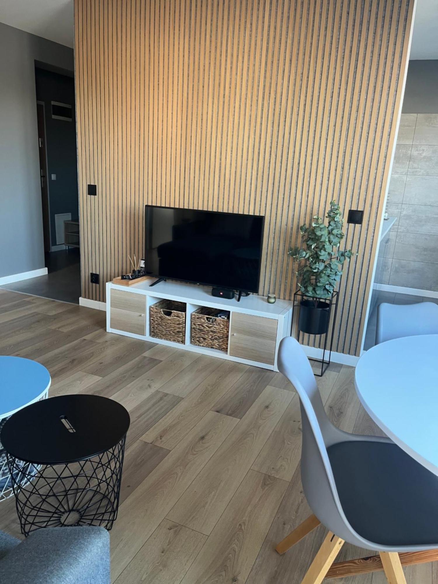 Al-Dom Apartamenty Kniewskiego 11 โควอบเซก ภายนอก รูปภาพ